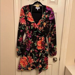 SIENA Women’s Floral Surplice V-Neck Long Sleeve Dress